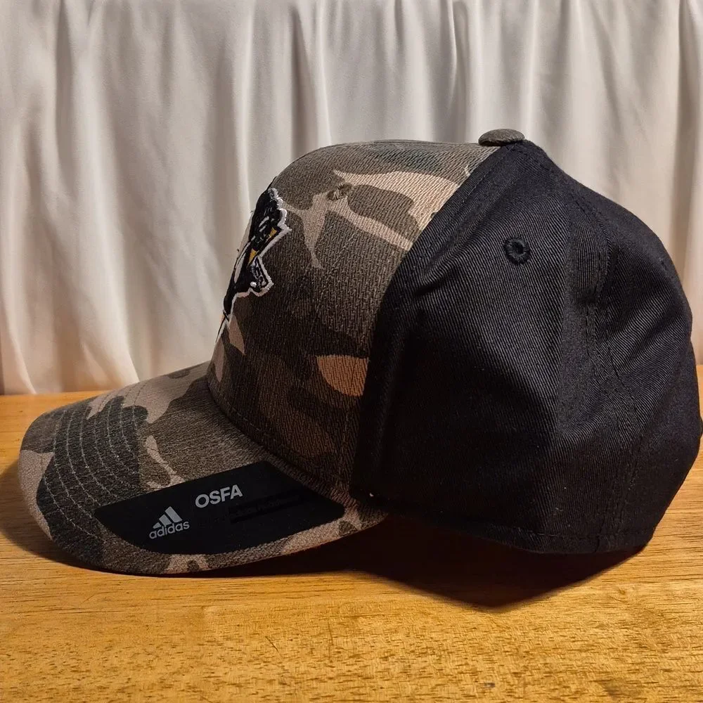 Adidas Pittsburgh Penguins Camo Snapback Hat - New